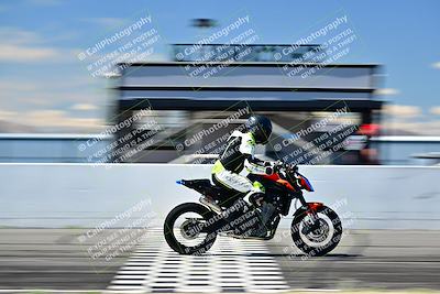 media/Mar-25-2024-Moto Forza (Mon) [[8d4319bd68]]/4-Novice Group/Session 4 Front Straight Speed Pans/